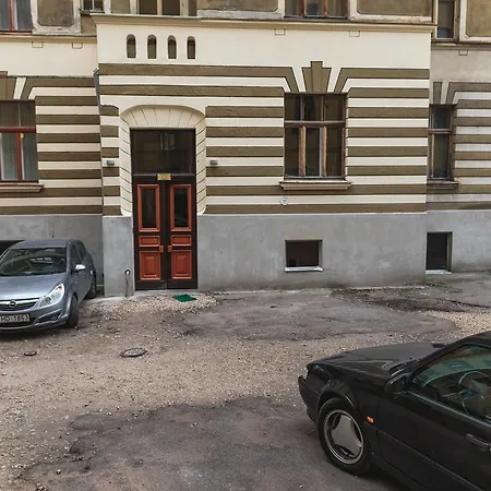 Apartman Antonijas 15 *
